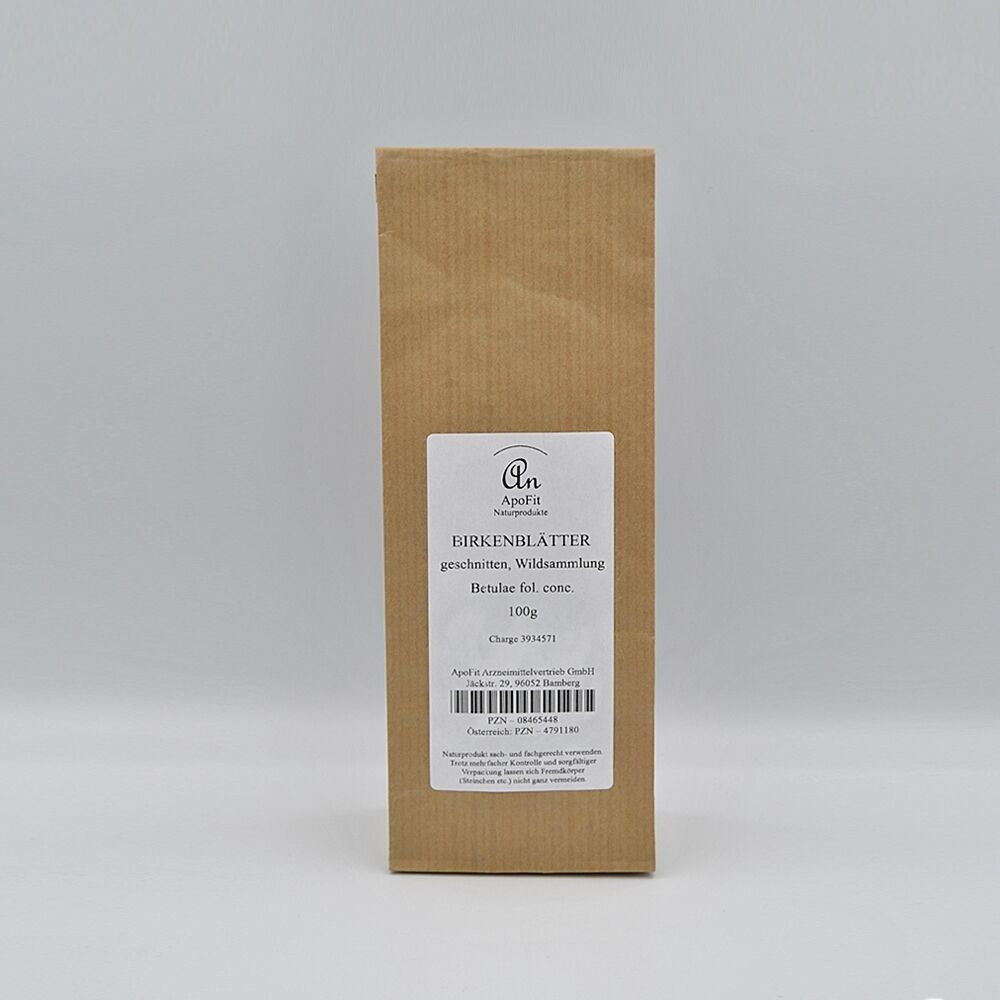 Hojas de abedul cortadas.