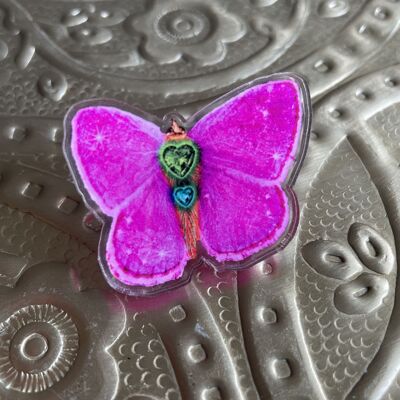 Pin de acrílico reciclado mariposa n°4