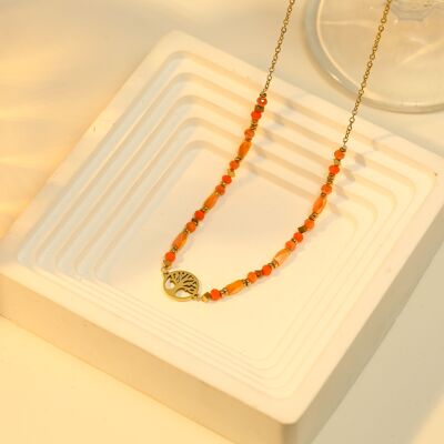 Collier doré ligne avec pendentif arbre et pierre nature orange