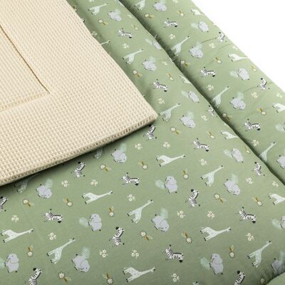 May Lovely® - Tappetino da gioco grande per neonati/bambini piccoli - 150 x 120 cm, 4 cm di spessore - Dream Safari - Verde / Beige - Elefante / Zebra / Giraffa - Morbido e spesso - Utilizzabile su entrambi i lati - Produzione nell'UE - Conservazione gratuita borsa per il trasporto