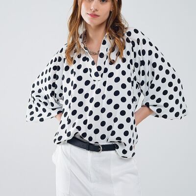 Blouse à pois, col V et manches ballon