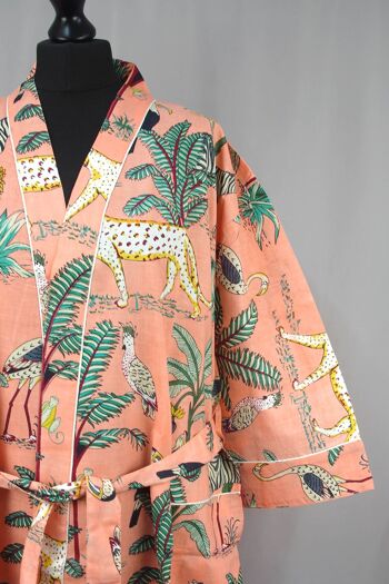 Robe kimono longue en coton - Imprimé animal sur pêche 1