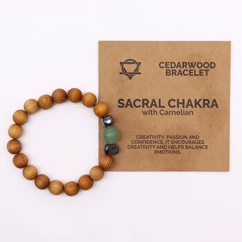 CWBG-02 - Bracelet chakra sacré en bois de cèdre avec cornaline - Vendu en 3x unité/s par extérieur 2