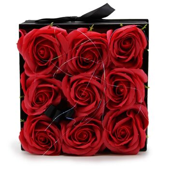 GSFB-01 - Bouquet Cadeau Fleur de Savon - 9 Roses Rouges - Carré - Vendu en 1x unité/s par extérieur 1