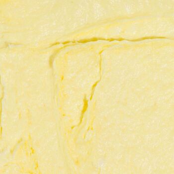 WCSUL-01 - Savon à la crème fouettée à la banane 120g - Étiquette blanche - Vendu en 4x unité/s par extérieur 2