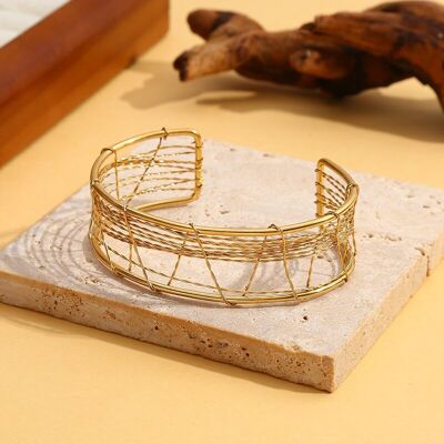 Bracciale in oro spesso a più linee