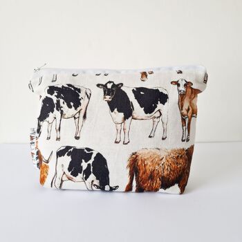 Sac cosmétique fait main d’animal de vaches composent le sac d’articles de toilette 3