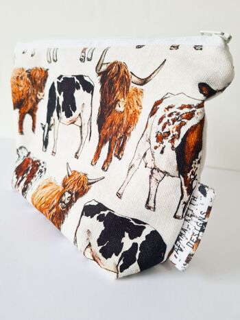Sac cosmétique fait main d’animal de vaches composent le sac d’articles de toilette 8