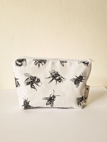 Sac cosmétique fait main d’animal d’abeilles composent le sac d’articles de toilette 11