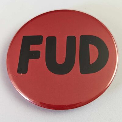 58 mm Button mit schottischem Motiv „Fud“ | Anstecknadel | lustig