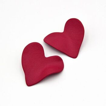 Boucles d'oreilles en porcelaine mate coeur rouge 4