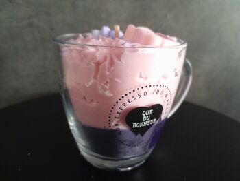 Bougie chantilly parfumée à la rose-violette 10