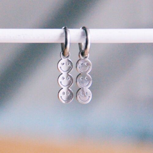 Stainless steel hoop earrings with 3 smileys – silver