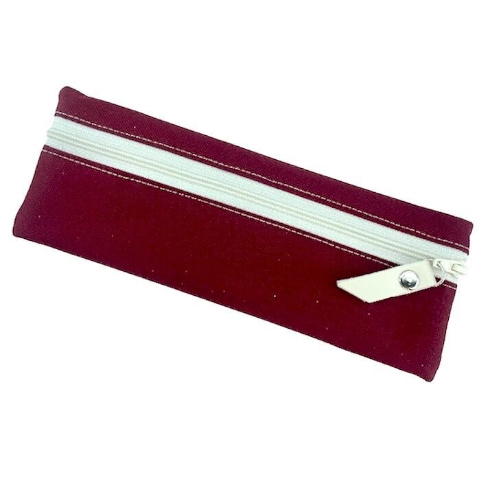 Universelles Federmäppchen, Weinrot „Brooklyn“.