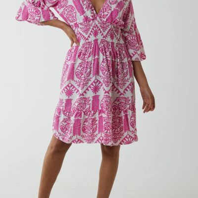 Mini abito oversize con stampa floreale dettagliato con maniche a 3/4 e scollo a V in rosa