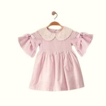 Un paquet de quatre tailles de robe rayée classique pour fille 100 % coton pour 3-6 ans en rose