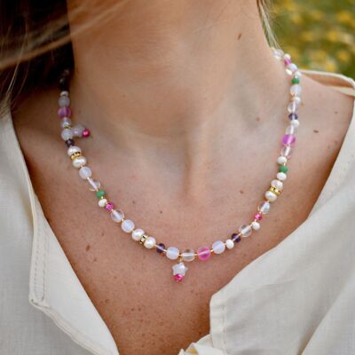 Perlenkette, Ästhetische Halskette mit Kristallen