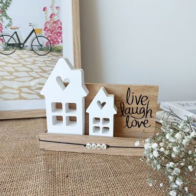 Weiße Häuser „Leben, Lachen, Lieben“