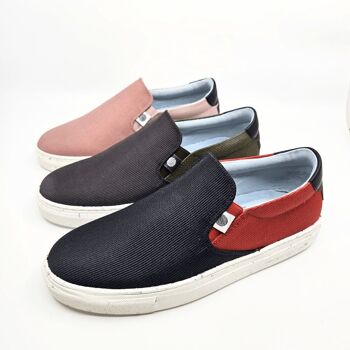 OCNS Slip-On | Crayon 4