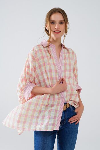 Chemise à manches courtes imprimée à carreaux en rose et blanc 4