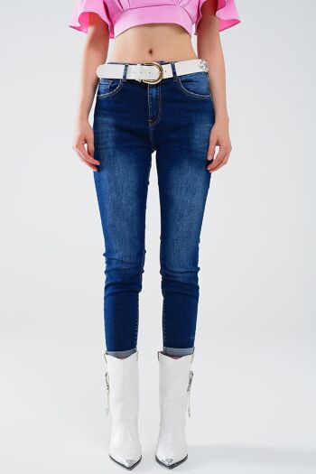 Jean super skinny délavé foncé en denim élastique 1