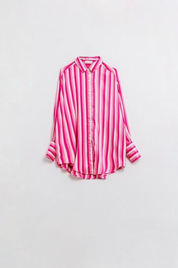 Chemise en satin à rayures verticales rose avec fermeture boutonnée 6