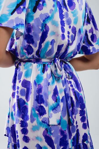 Robe courte portefeuille en tie-dye bleu et violet 5