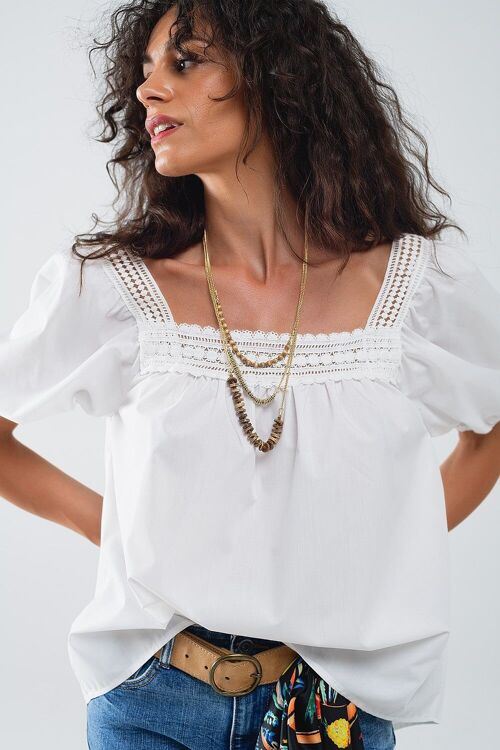 White Top With Square Neckline And Short Sleeves