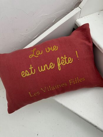 Coussin en Lin (housse + garnissage) print paillettes "La vie est une fête" 2