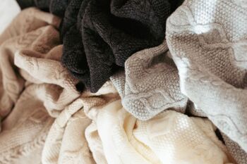Couverture tricotée en laine mérinos AVA 20