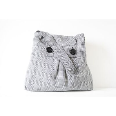 checkered shoulder bag