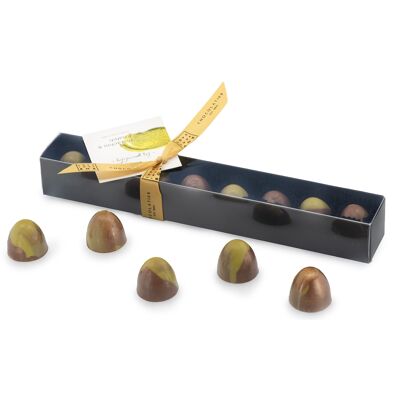 Luxury Chocolates Filled with Pistachio & Knafeh  – filled milkchocolate chocolates with pistachio & knafeh "dubai bar"