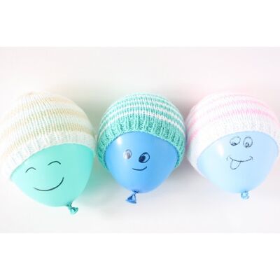 Newborn baby hat size 0 - blue&white