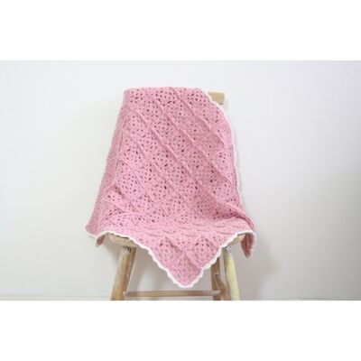 Manta de bebé de crochet rosa