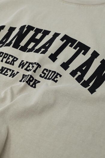 T-shirt à manches courtes avec texte graphique Manhattan en beige 2