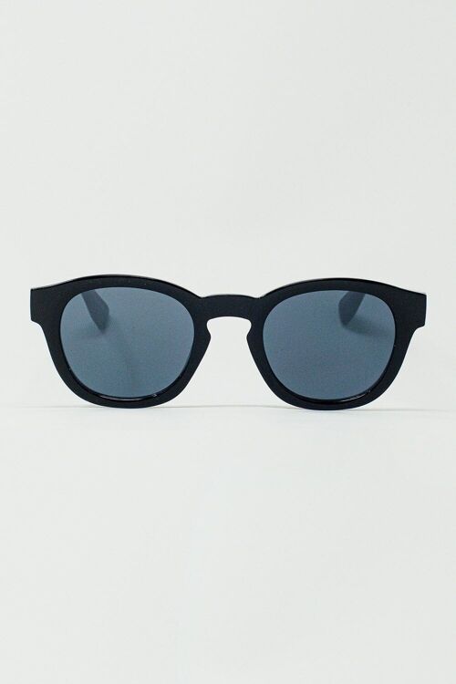 90's Round Sunglasses With Black Tinted Lenses and Black Frame