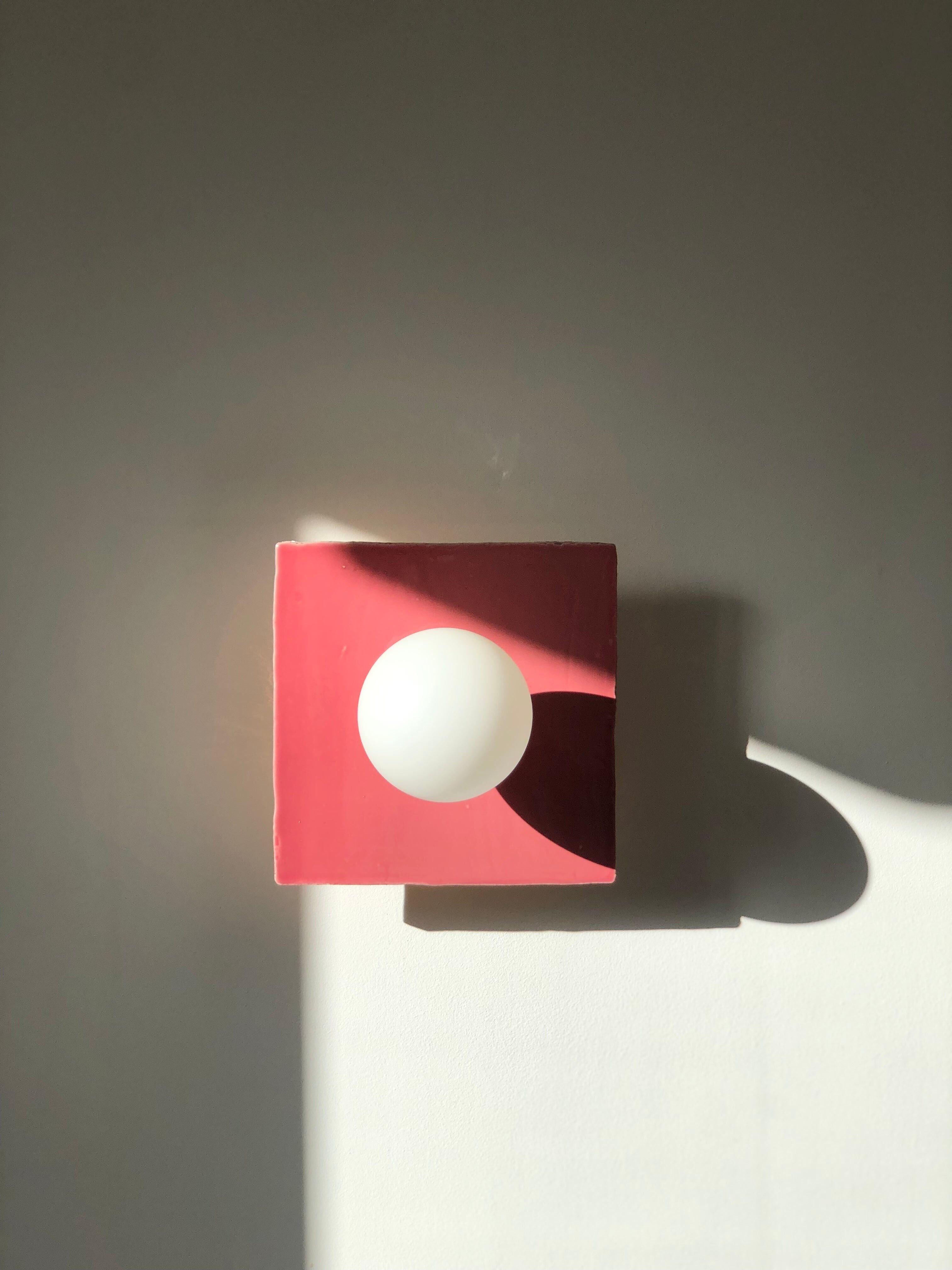 APPLIQUE GLOBE TILE (ROSA)