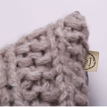 Coussin décoratif en laine tricoté à la main, couleur sable 4