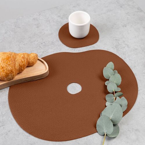 Leather placemat and coaster, rust brown MILLSTONES
