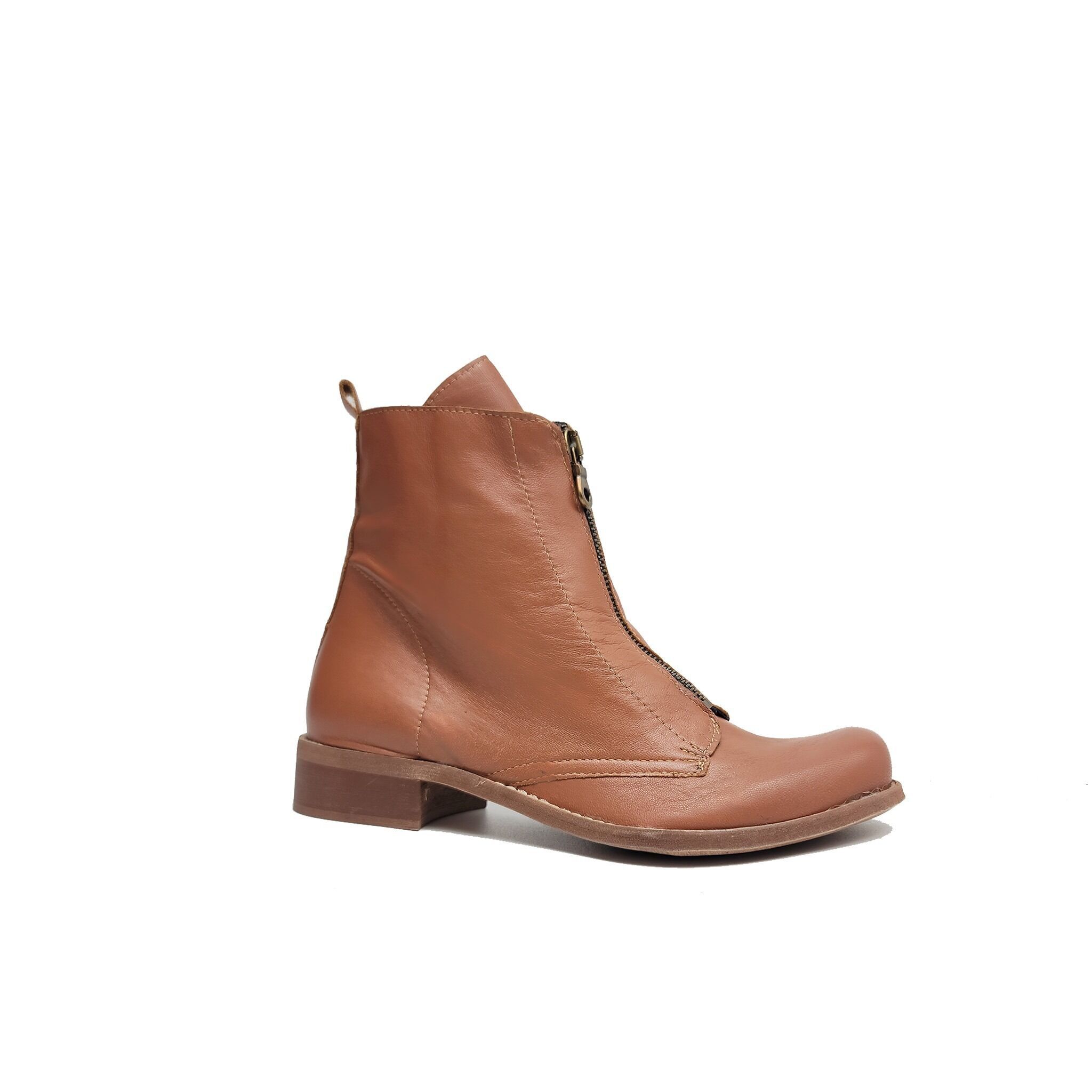 Botas de combate de corte bajo de piel color canela con elegante cremallera frontal, ligeras y sin forro, fabricadas en Italia