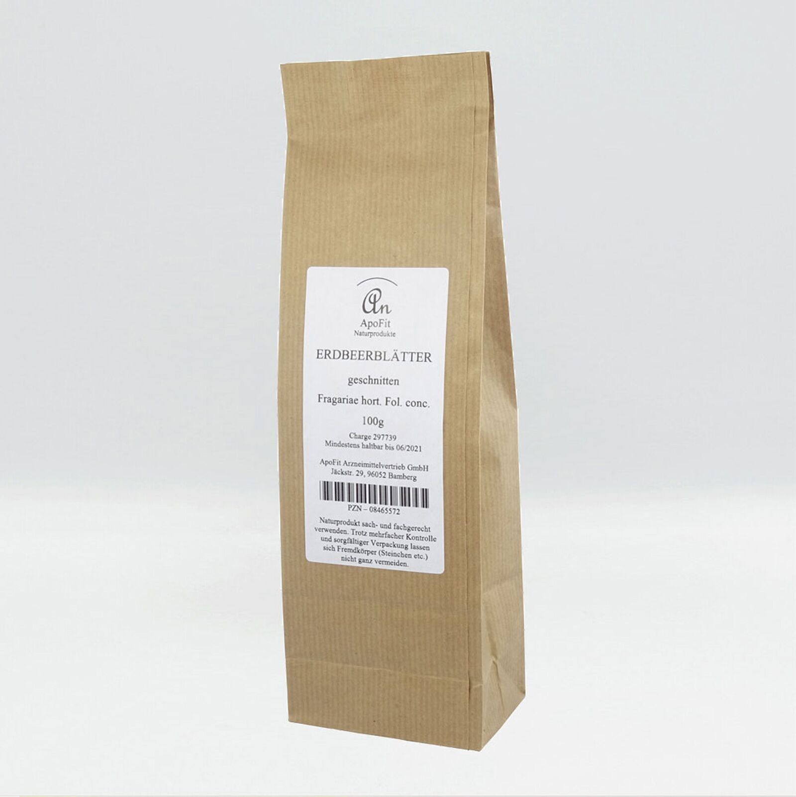 Cortar hojas de fresa