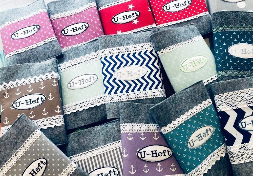 Couverture du livret d'examen, couverture du livret U, couverture pour le livret d'examen de l'enfant et le certificat de vaccination, couverture en feutre