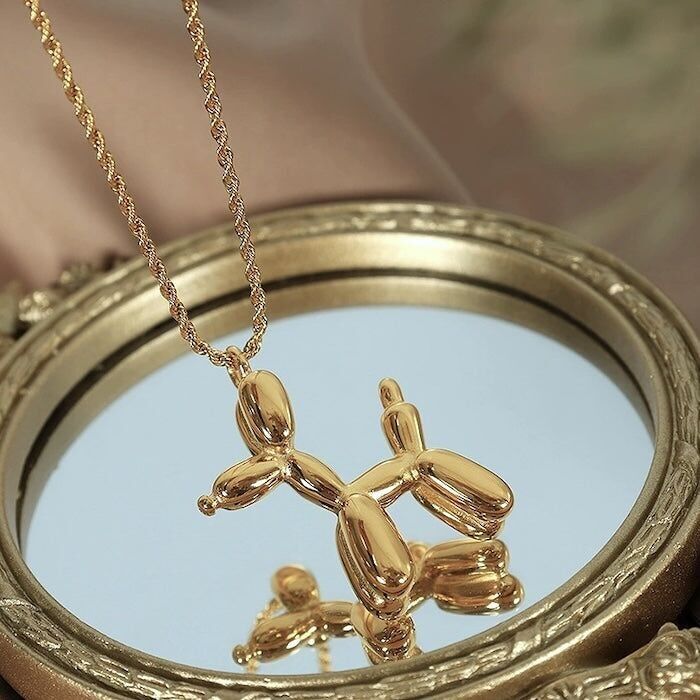 Collier pendentif chien ballon mignon