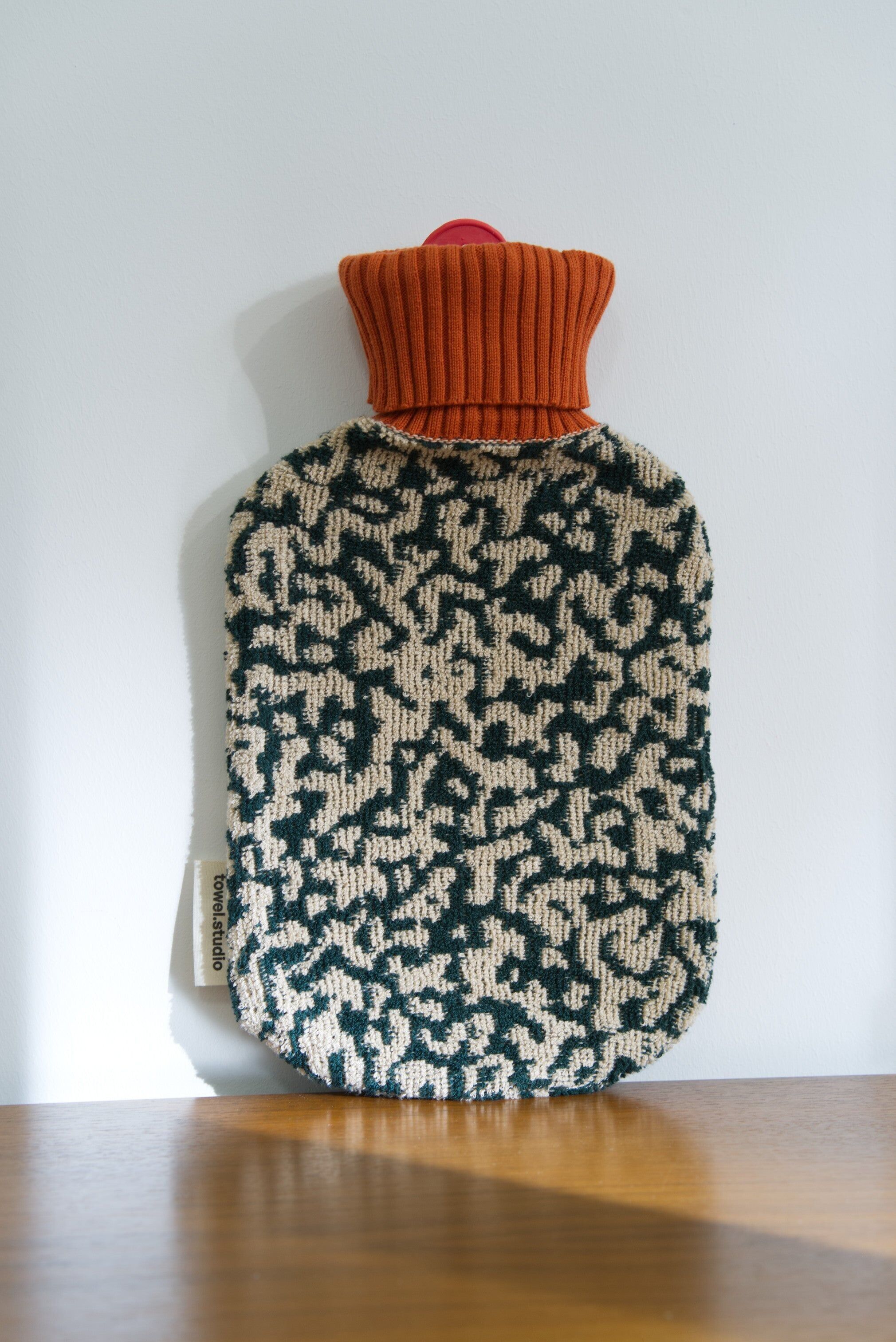 Borsa dell'acqua calda rumorosa mimetica | Foresta di alghe | Grande (2 litri)