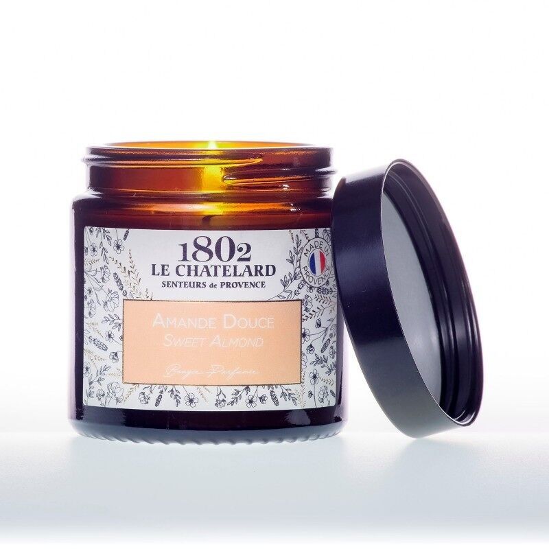 SWEET ALMOND SCENTED CANDLE, AUTHENTIC COLLECTION