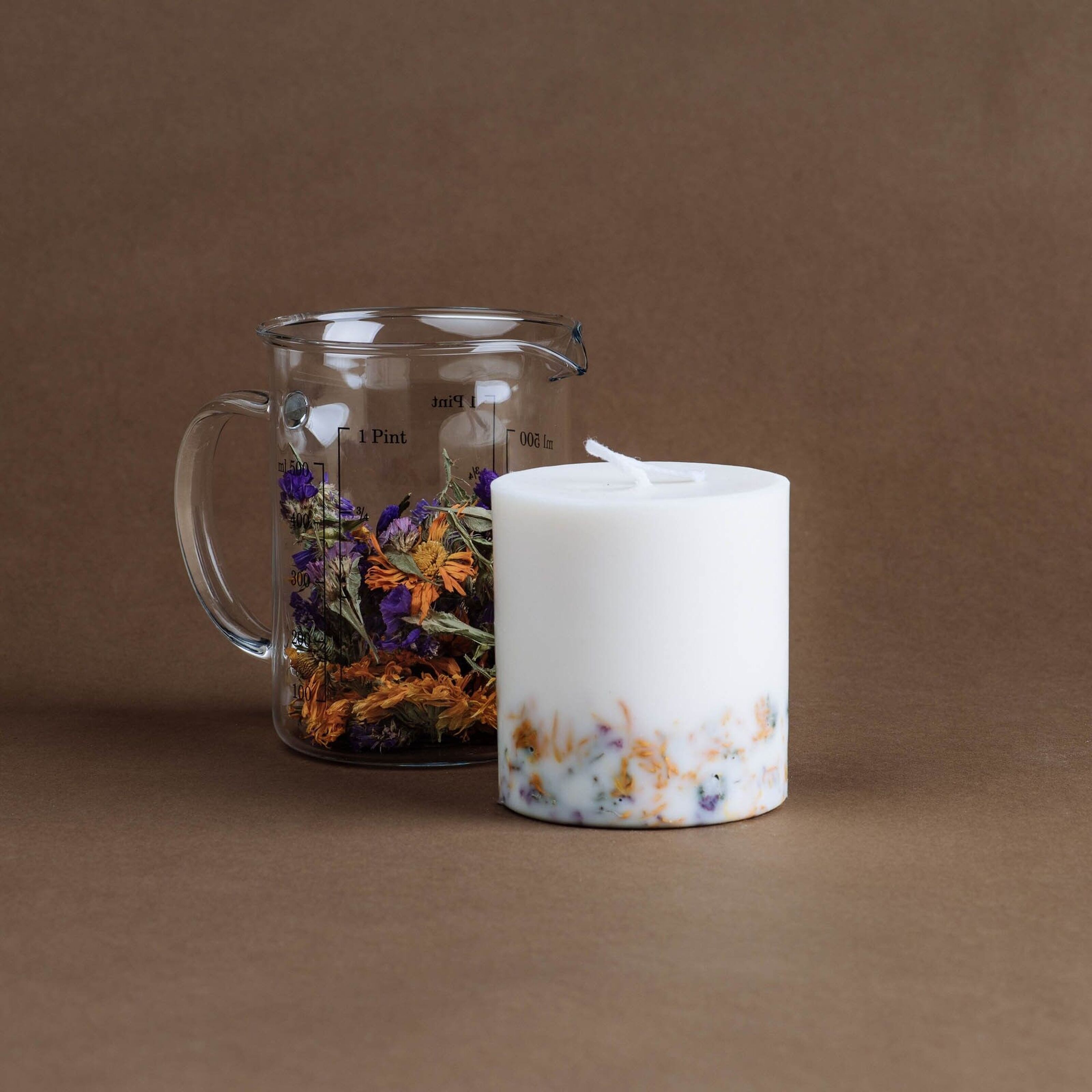 Wild flowers mini soy wax melts in a glass votive – the MUNIO