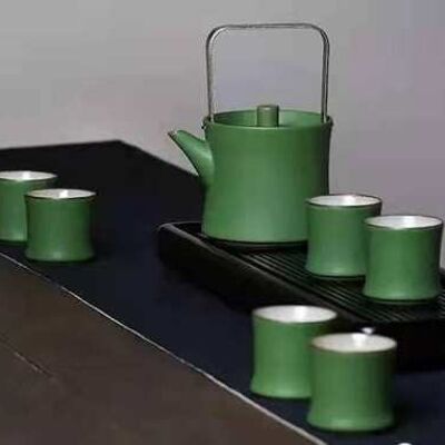 teapot and cups set 3rd slide
 ZHU LIN ACCESSORY BOX