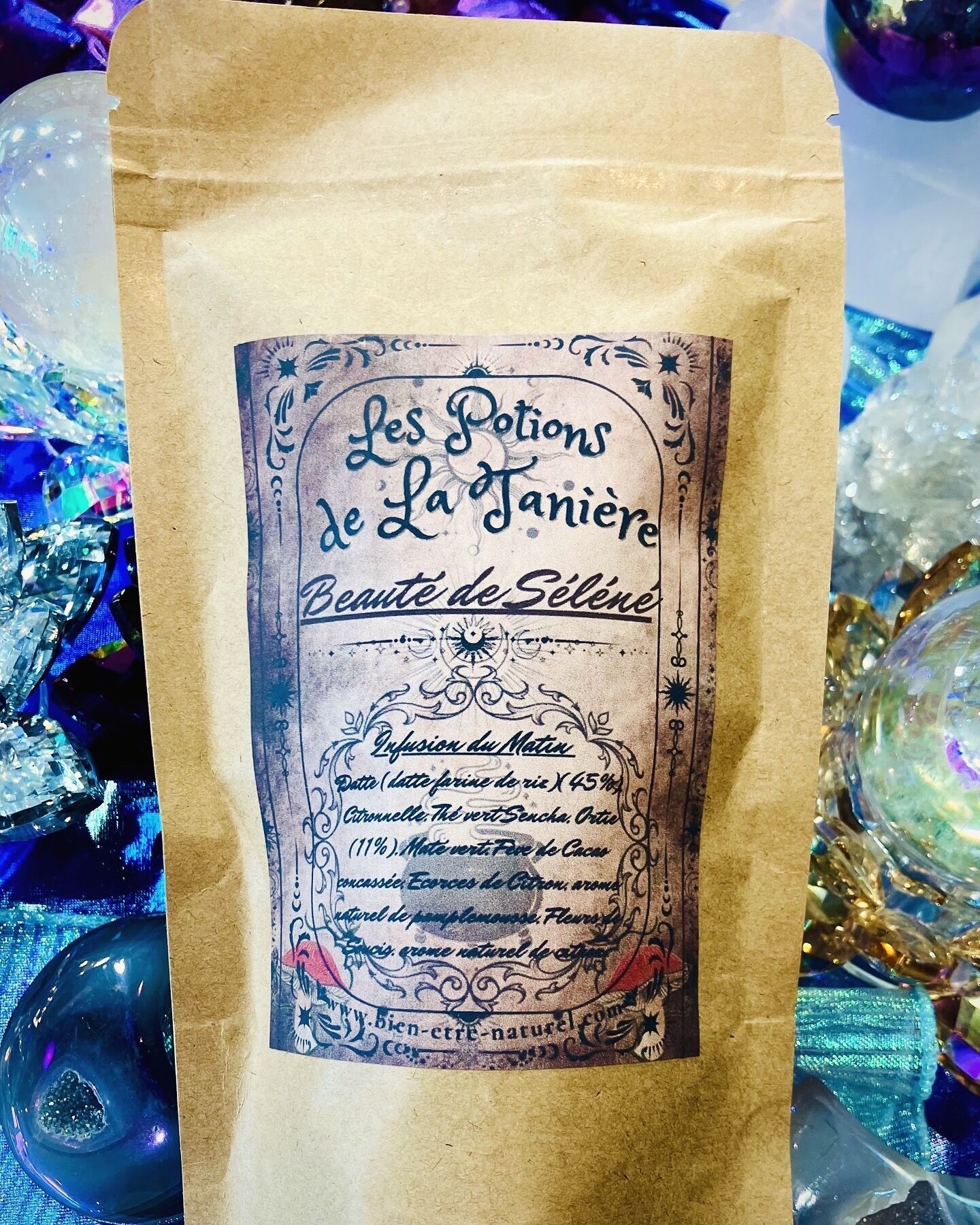 Roiboos Witchy Infusion Potion from Selené's Beauty Lair