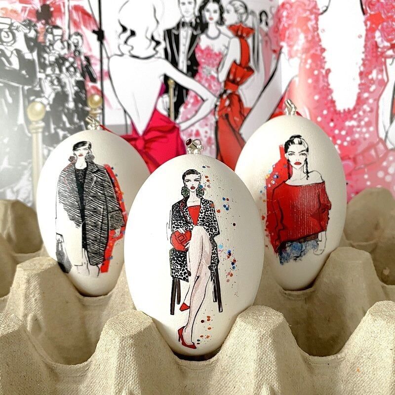 Megan & Ladies in Red: set di 3 uova d'oca con sospensione