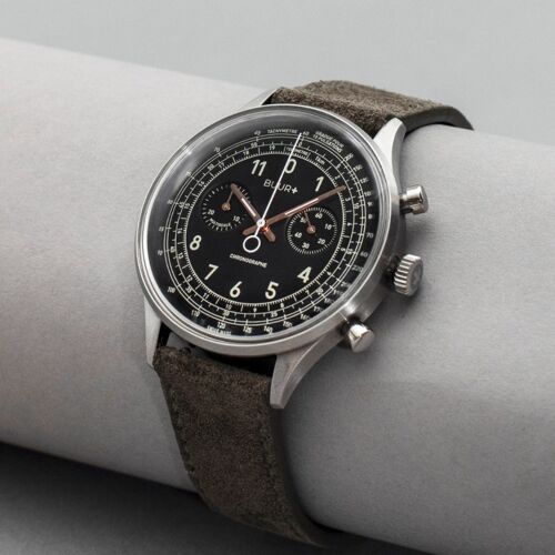 Multiscale Black - Swiss made vintage style chronograph